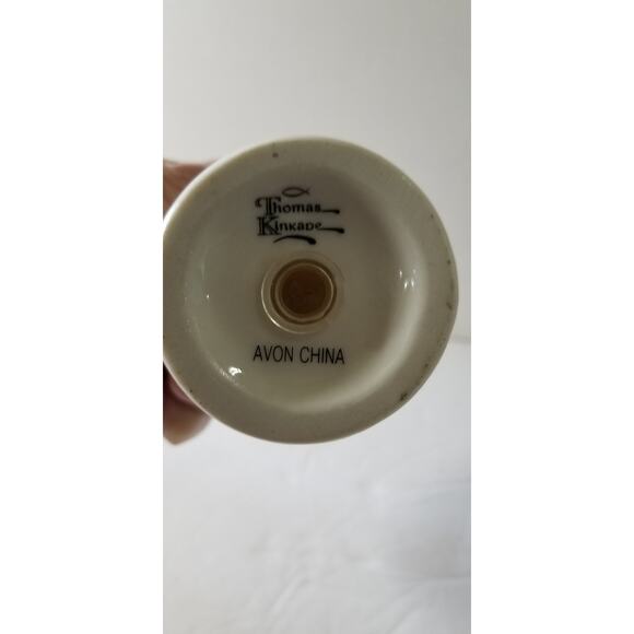 Avon salt or pepper shaker Thomas Kinkade (2.1224) - Picture 4 of 5